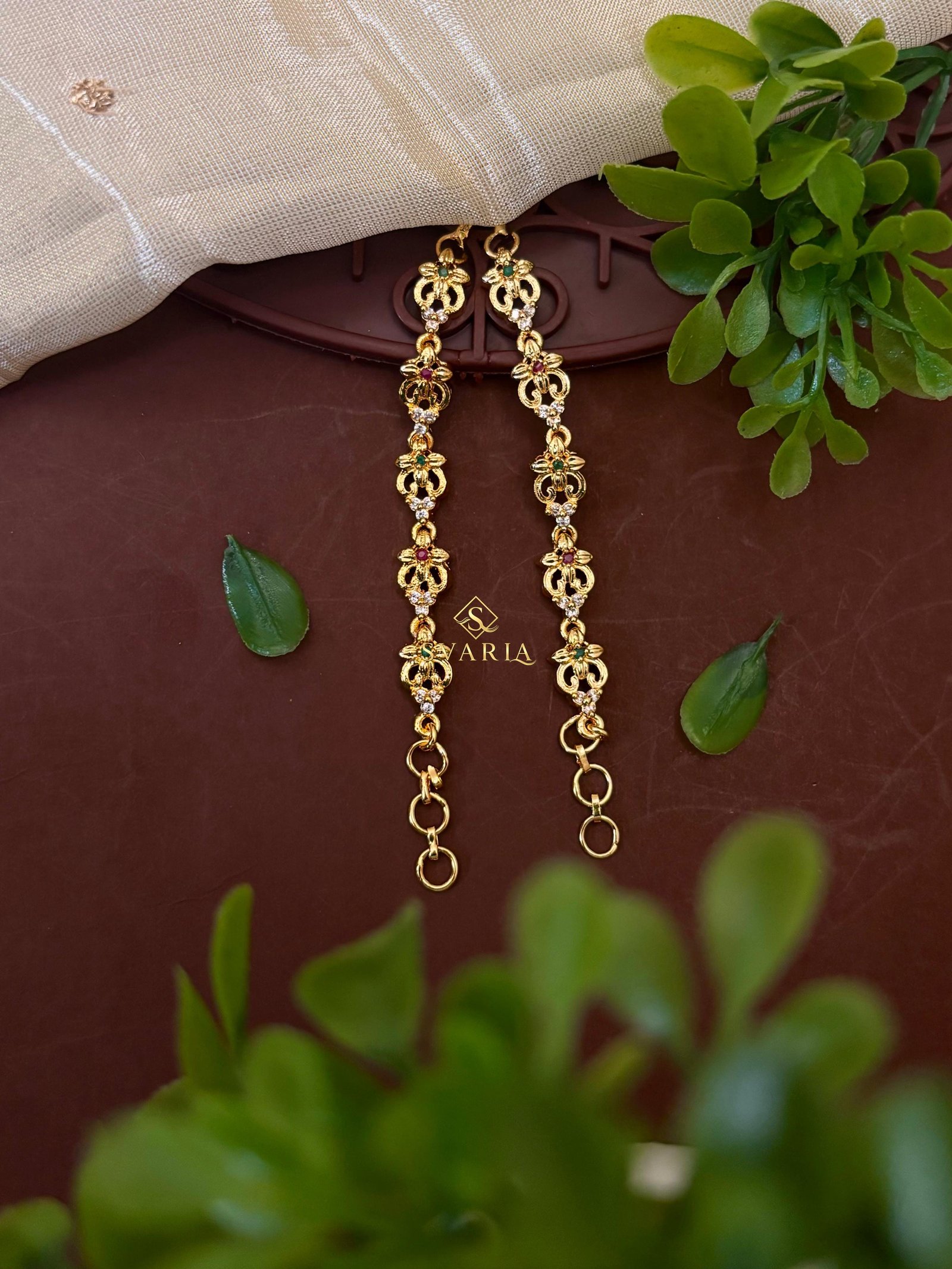 Gold Floral Ring Ear Chain - S4008